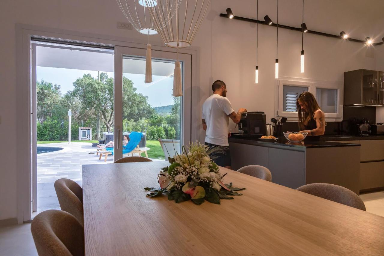 Villa Golden Root Real Estate San Teodoro  Ngoại thất bức ảnh