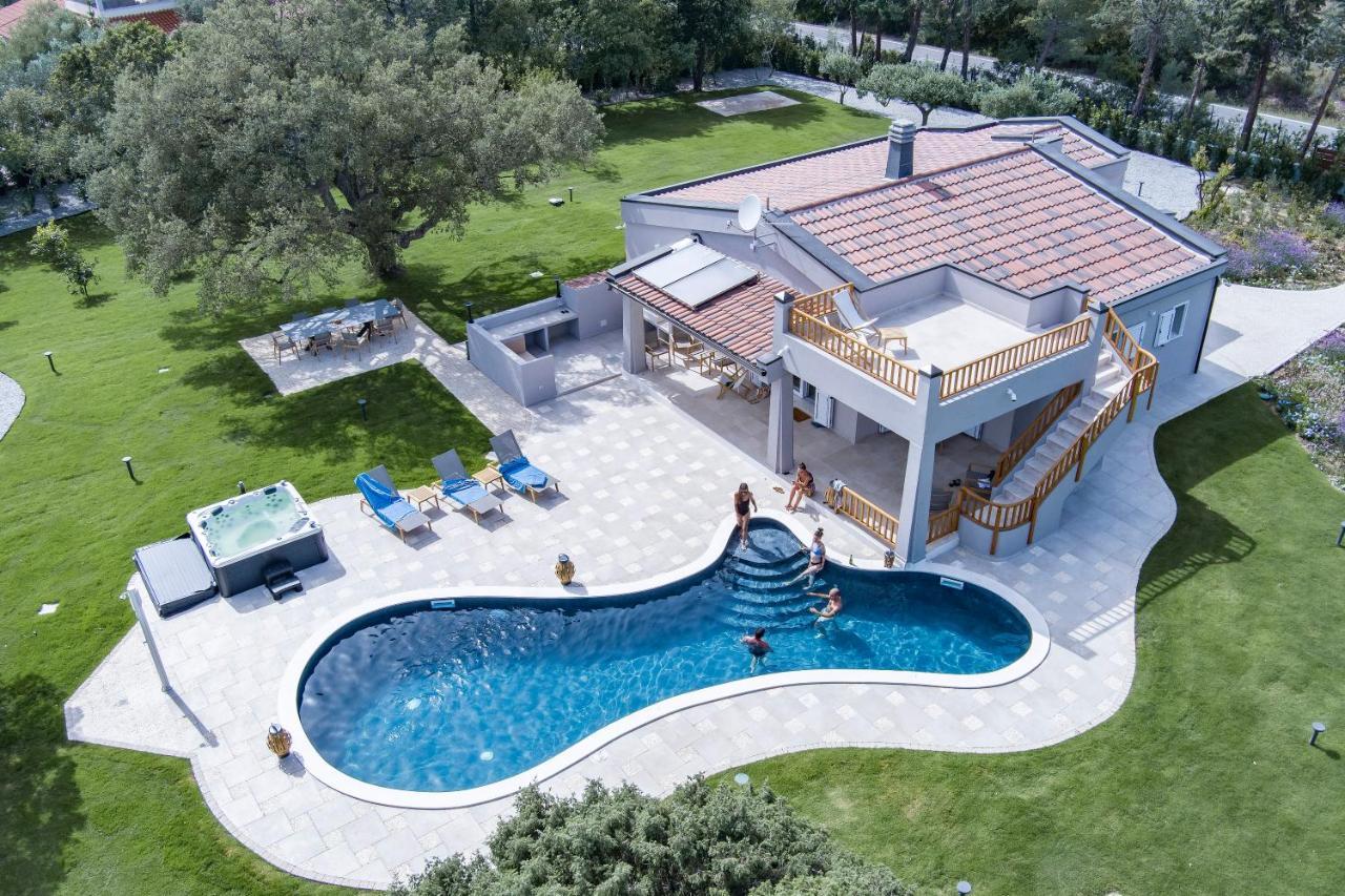 Villa Golden Root Real Estate San Teodoro  Ngoại thất bức ảnh