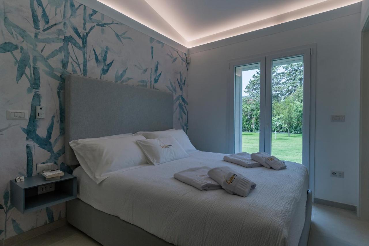 Villa Golden Root Real Estate San Teodoro  Ngoại thất bức ảnh